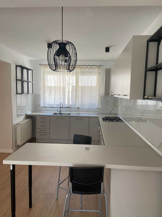 Vila Pipera 220mp caramdia nou renovata
