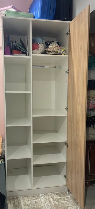 Продается шкаф для одежды и полка для книг