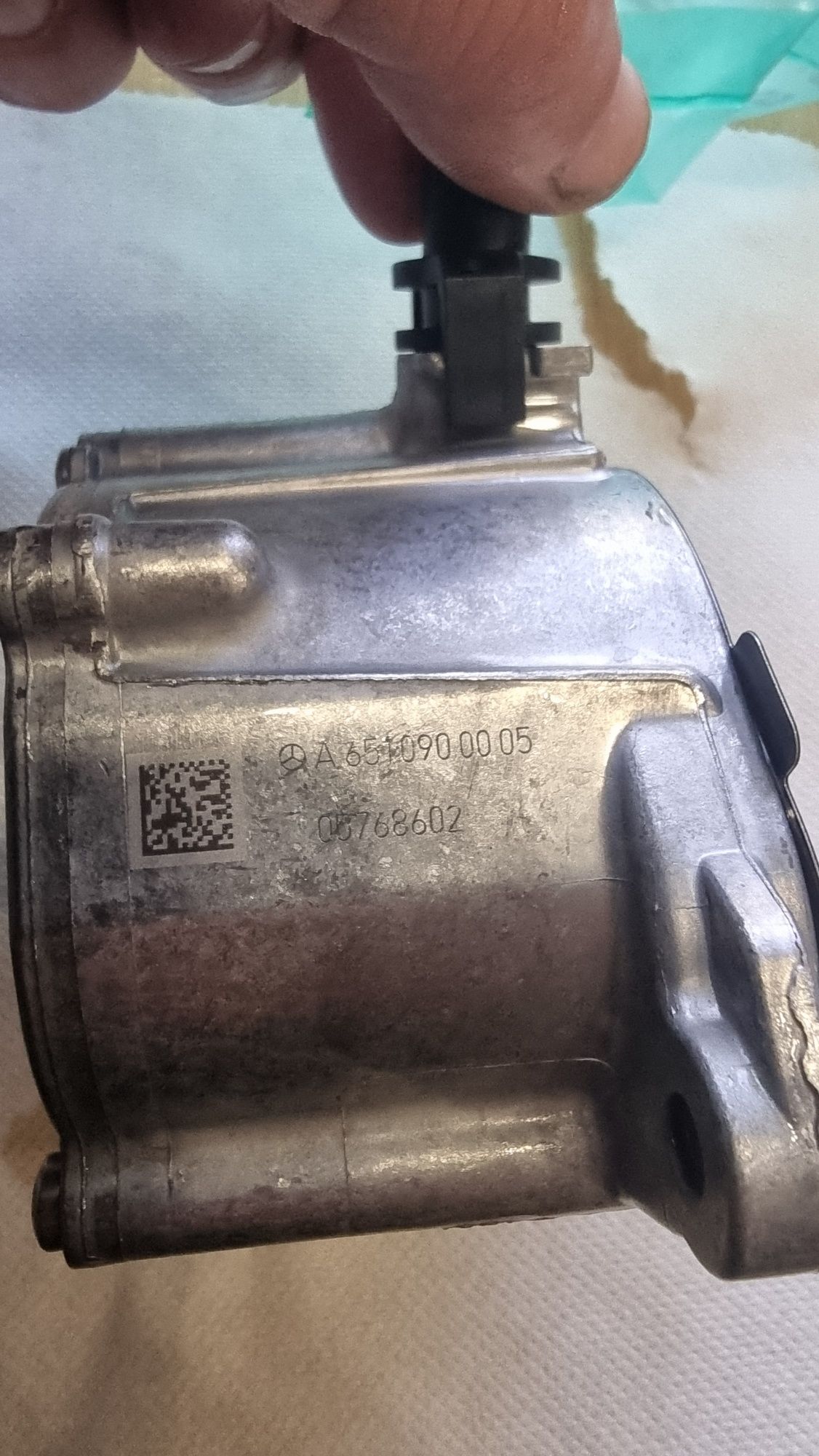 Pompa vacuum originala Mercedes A6510900005