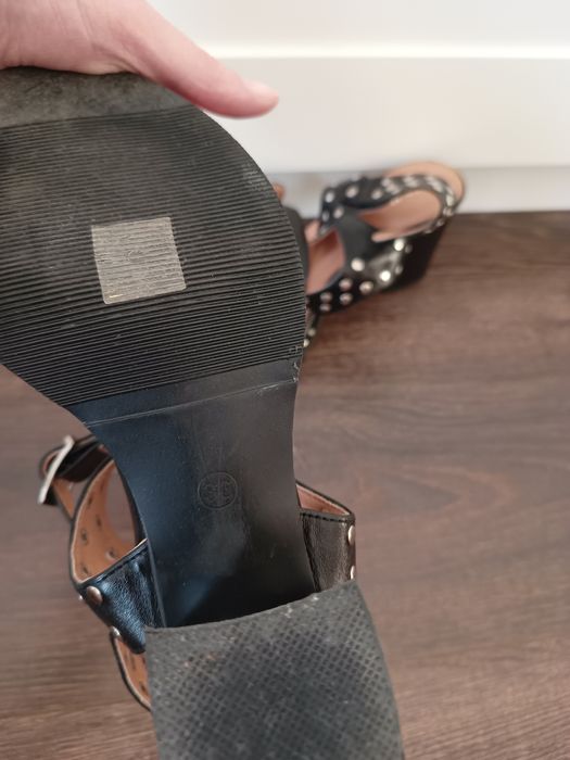 Sandale cu tinte, noi, marime 37