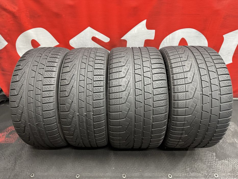 235 40 19/295 35 19, Зимни гуми, Спорт пакет,Pirelli SottoZero, 4 броя