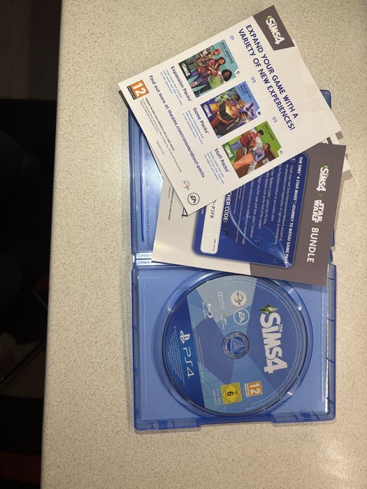 Продавам игра,, the sims ( star wars edition) “ за PlayStation4(ps4)