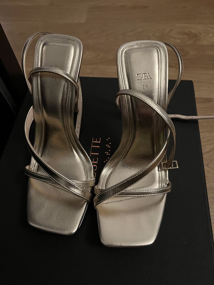 Sandale 36 Zara ca noi
