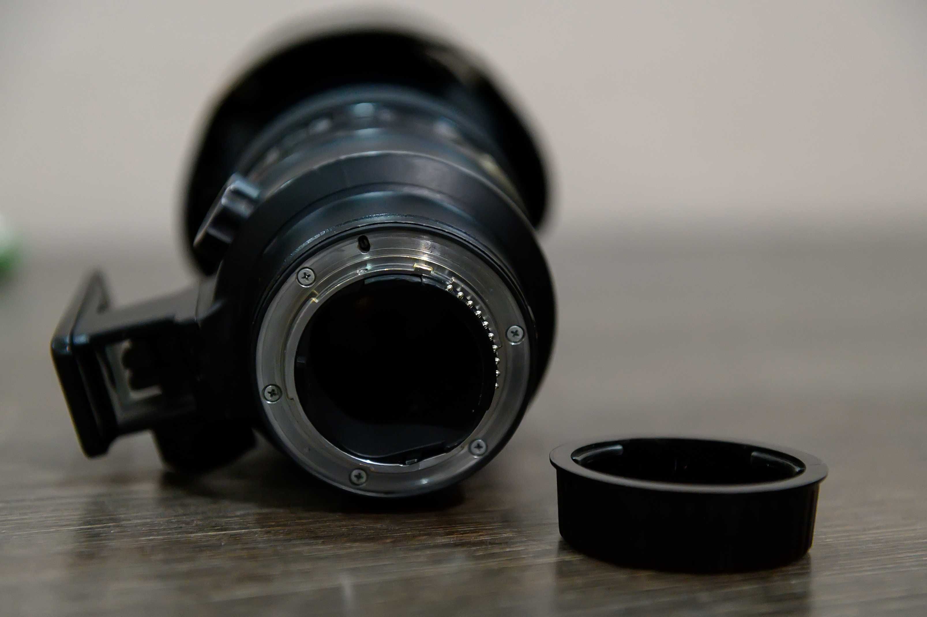 Продам Объектив Nikon 70-200mm f/2.8G AF-S IF-ED VR Сотилади.