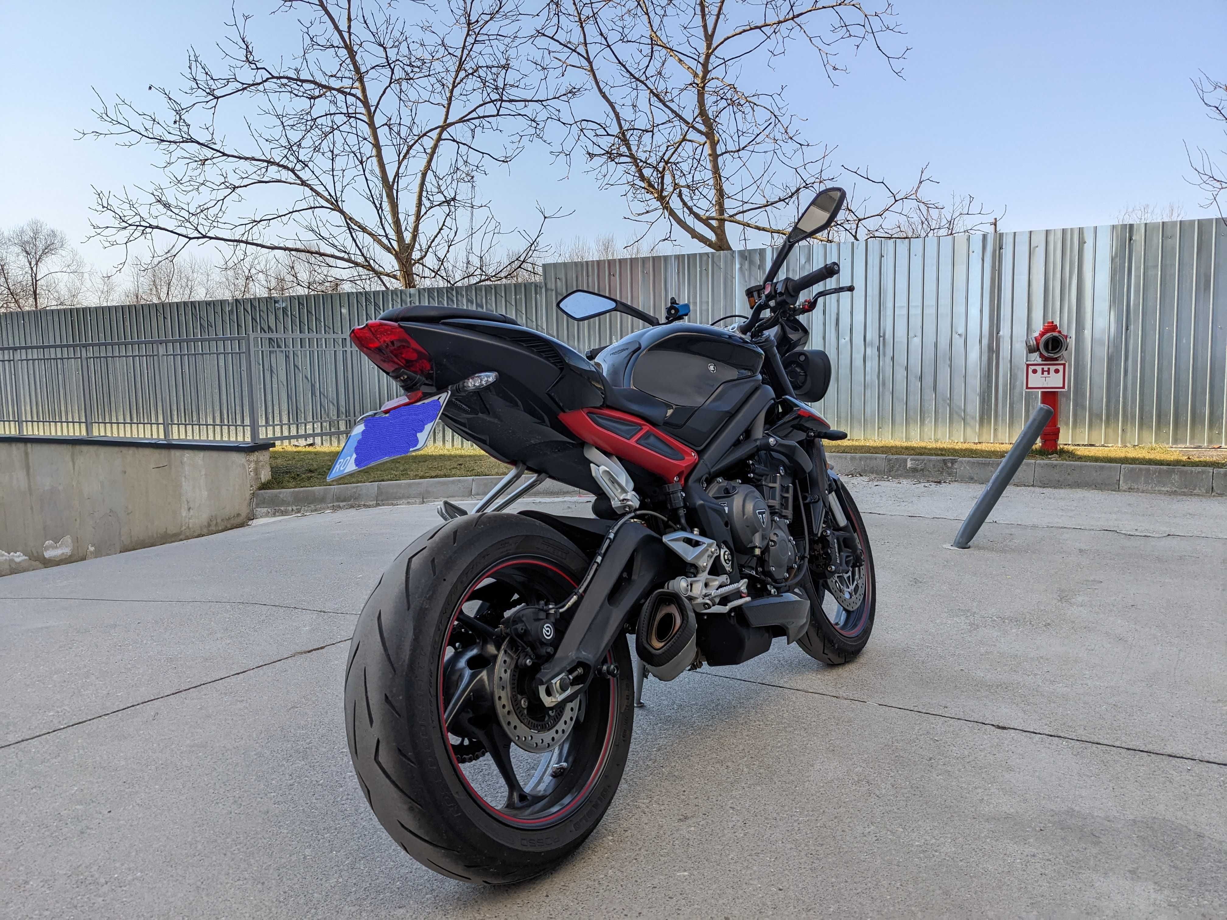 Triumph Street Triple 765 R 2017