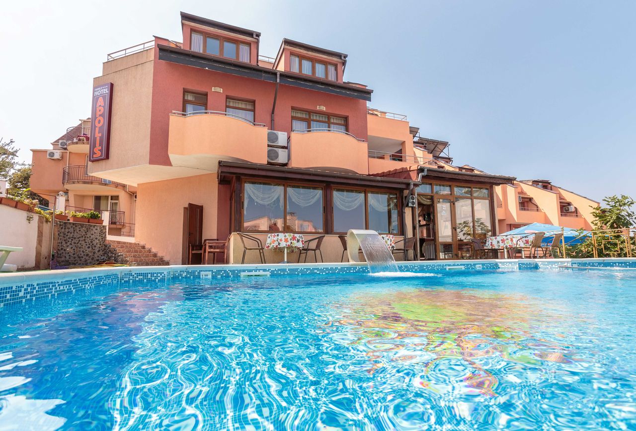 Продава се Заведение в Созопол - 300 кв.м за 4 €/кв.м - Снимка #6
