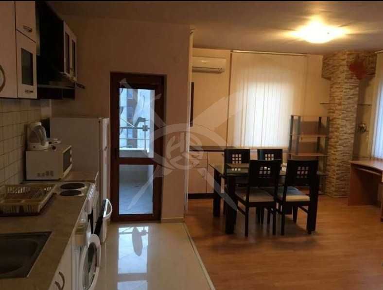 Двустаен апартамент в Центъра 1545531