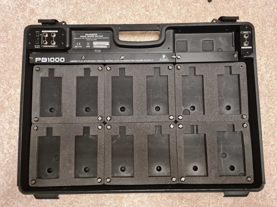 Behringer PB1000 Pedal Board (педал борд за китарни ефекти)