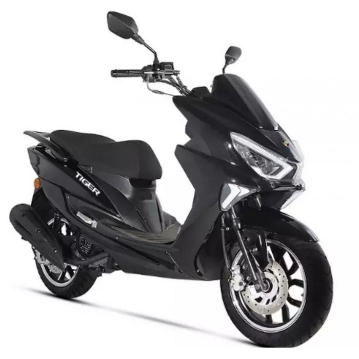 Skuter kuzovlari sotiladi