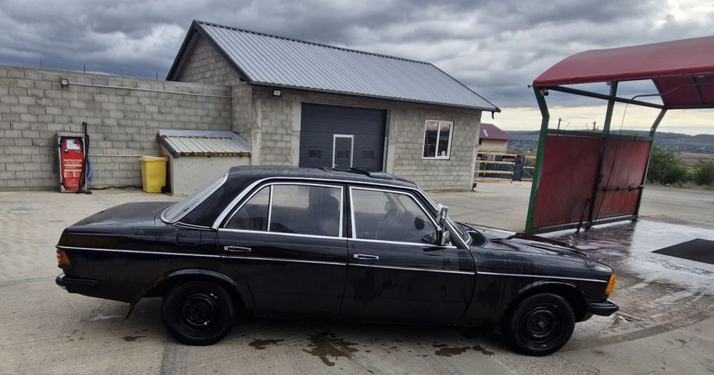 Mercedes w123 cobra