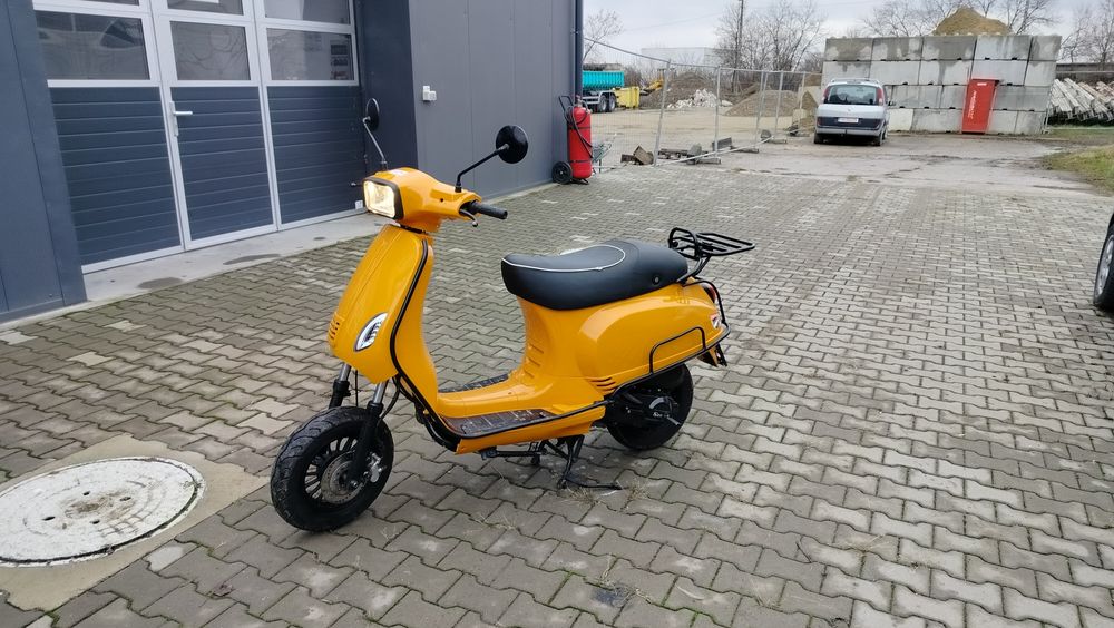 Scutere 50 cmc 4 timpi