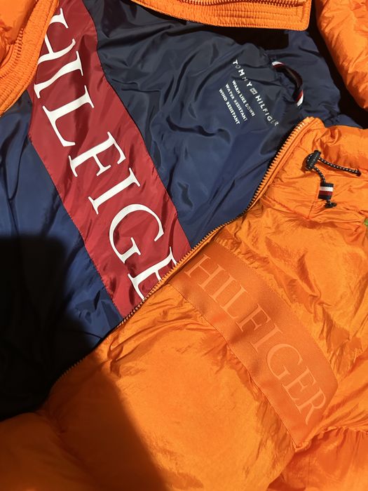 Geaca tommy hilfiger M fit L made in USA