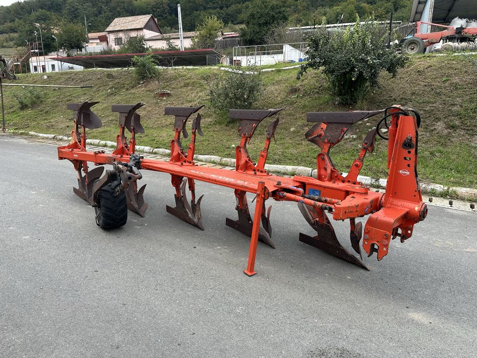 Plug Reversibil Kuhn Multimaster 121 5 trupite (4+1)
