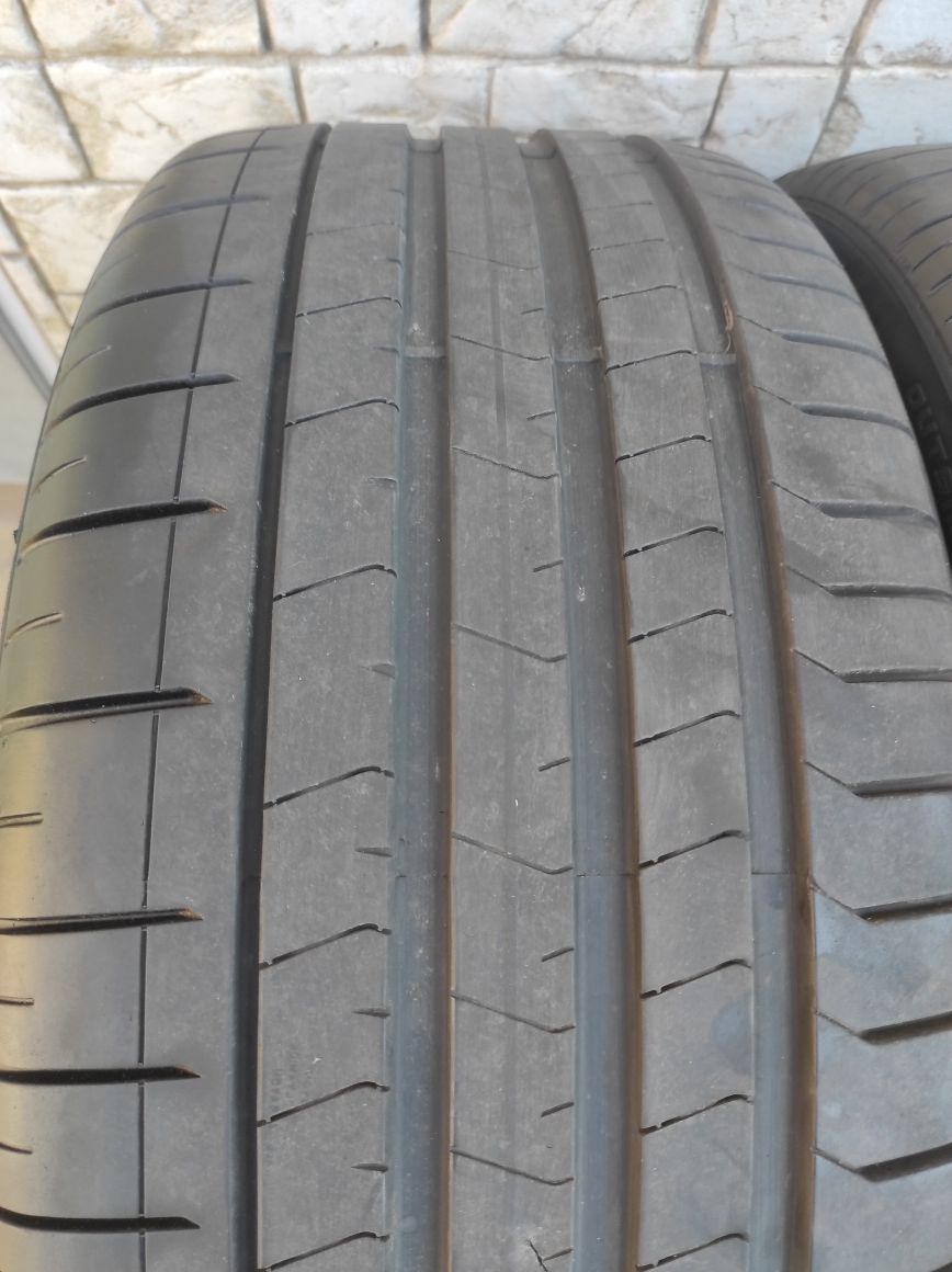 Летни гуми 285/40/21 Pirelli dot 4422