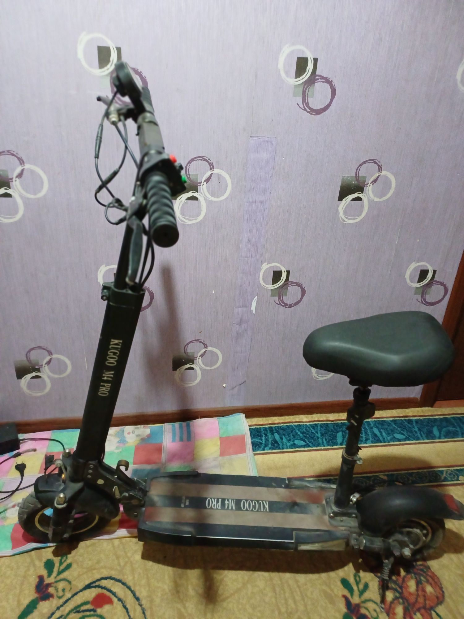 Kugo m4 pro ( самокат )