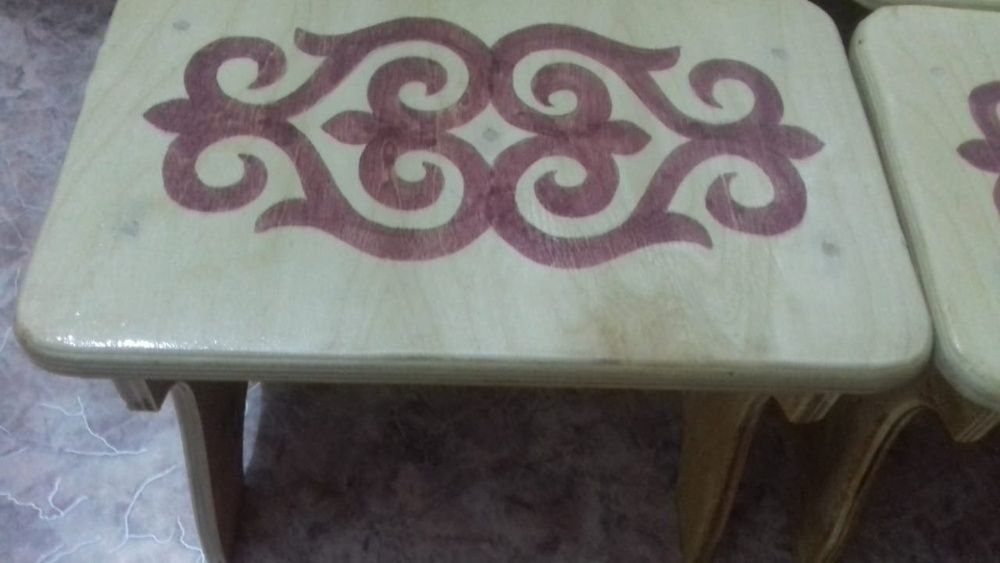 Стульчик (стул) для казахского стола