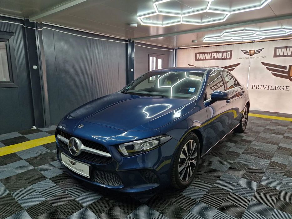 Mercedes-Benz A MERCEDES-BENZ A180/Bord digital/Pilot automat/Clima/AppleCarPlay/LED