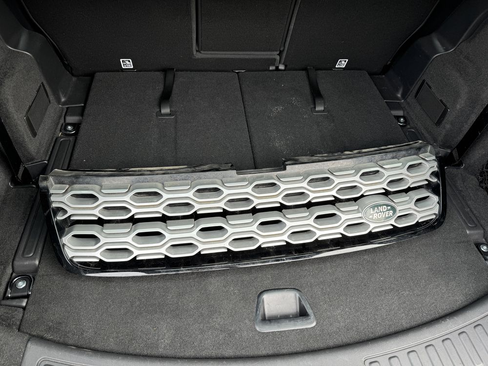Grila Centrala Originala Land Rover Discovery Sport 2019-2022