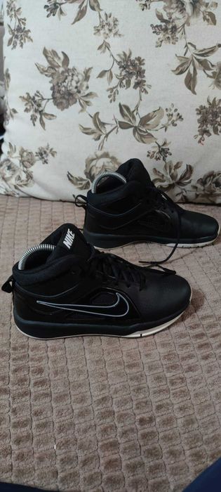 Nike team hustle d1 Nr 38.5