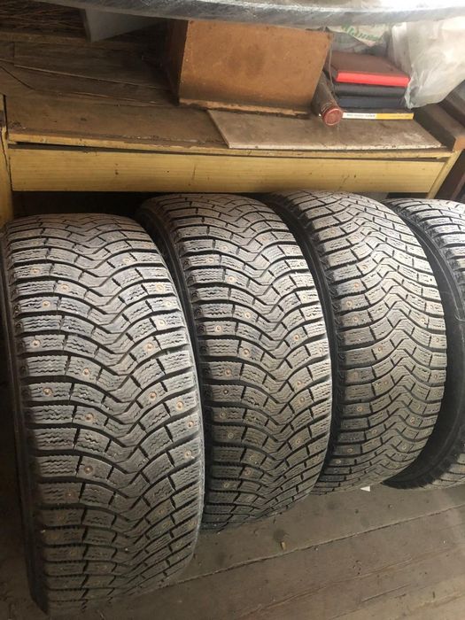 Продам шины зимние мишлен