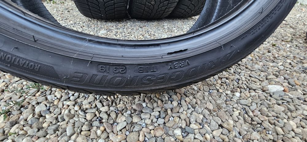 Anvelope Bridgestone Blizzak LM32 M+S 235/35 R19 91V