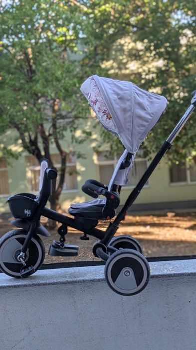 Cărucior tricicletă