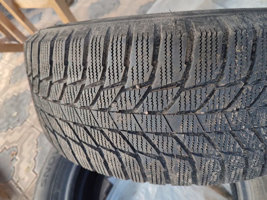 Продам шины в отличном состоянии