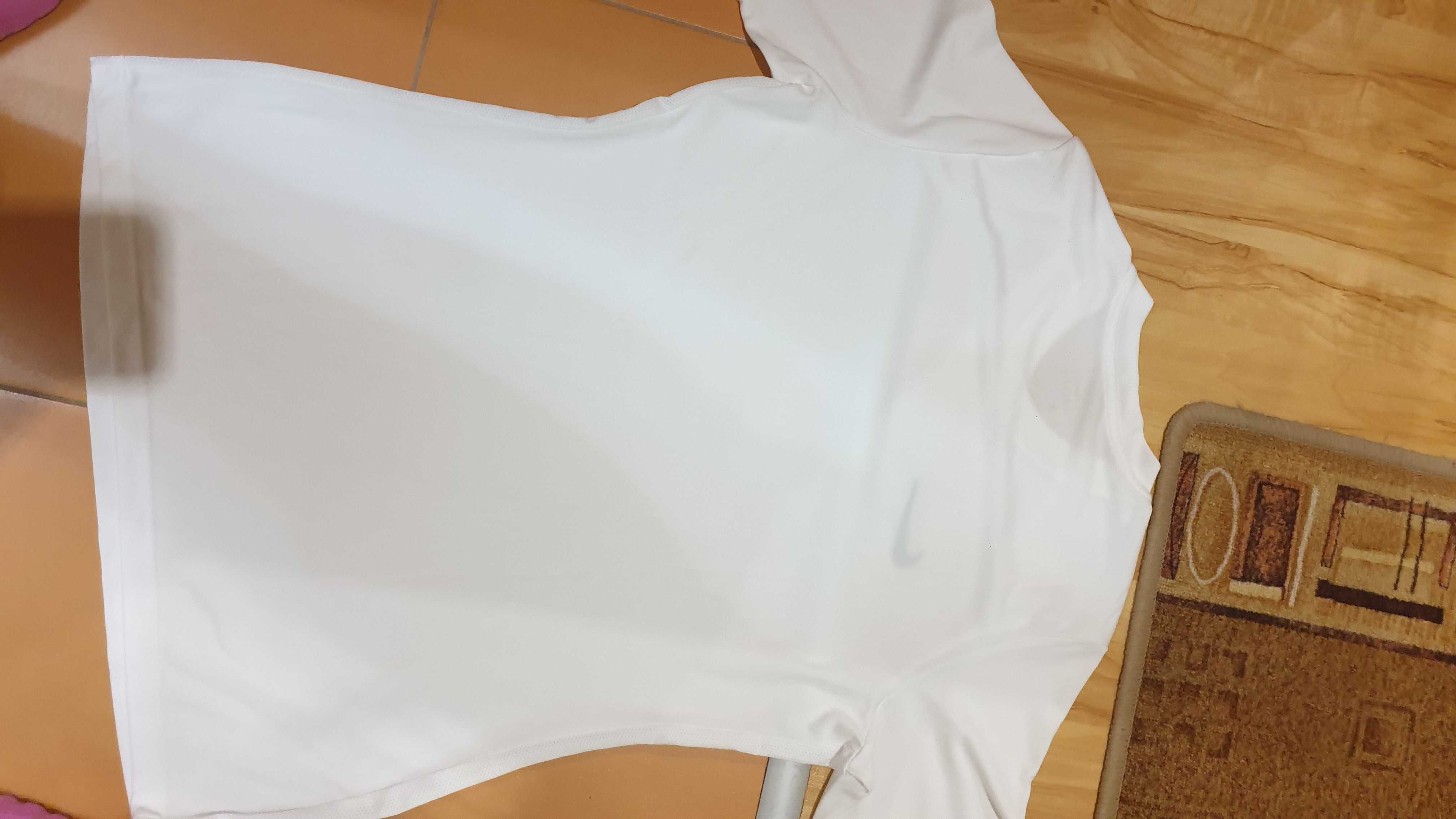 Нов Nike летен  дамски потник и тениска Nike