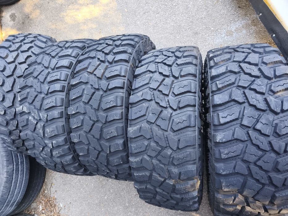285/70/17" 4бр Cooper discoverer stt pro,dot0423