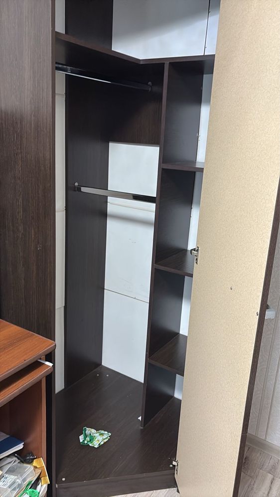 Продам шкаф в хорошем состоянии