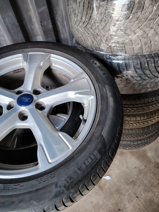 Roti complete Ford 235/50 R18 101v cu senzori de presiune