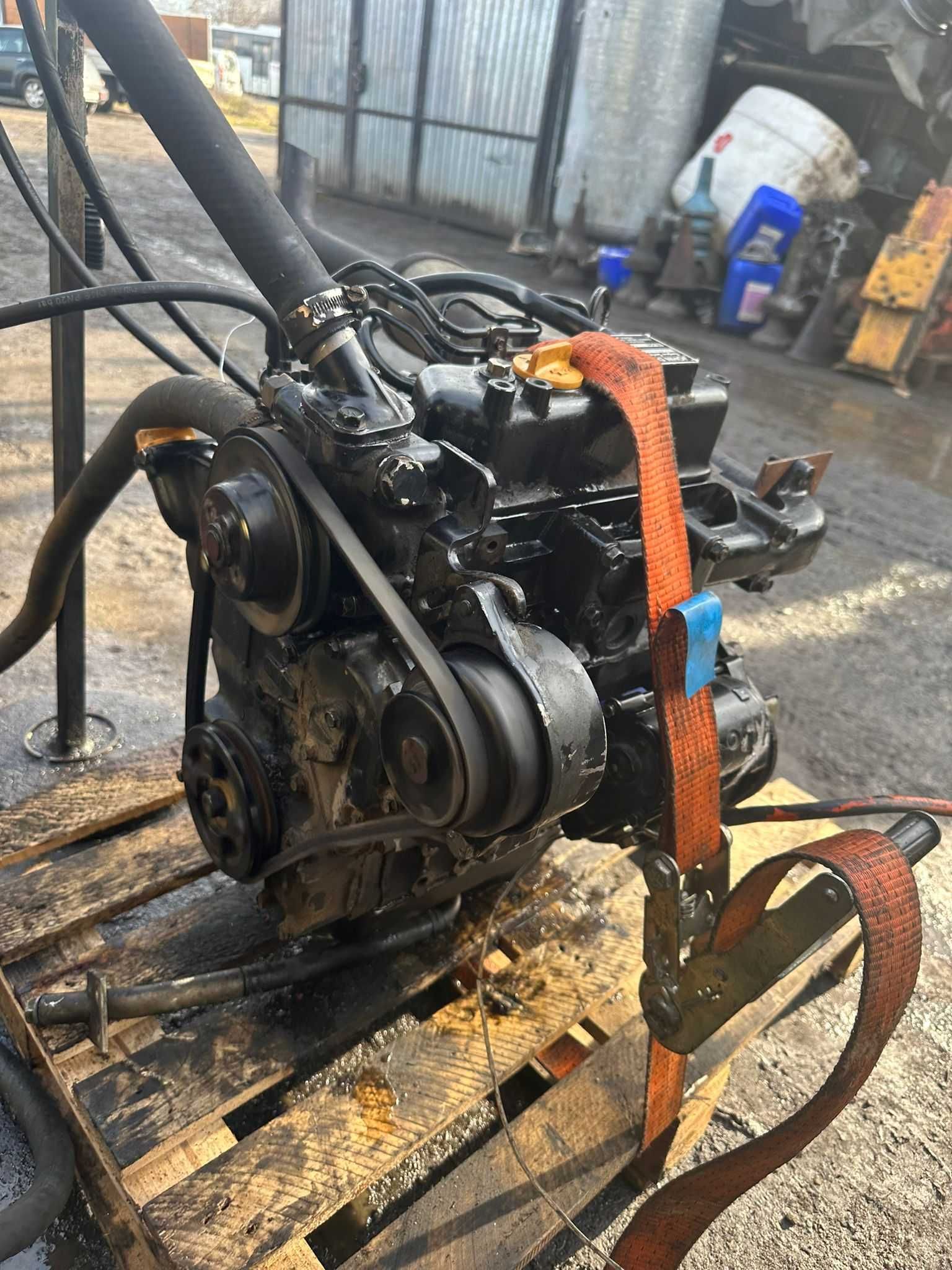 Motor Yanmar 3TNA72UJ