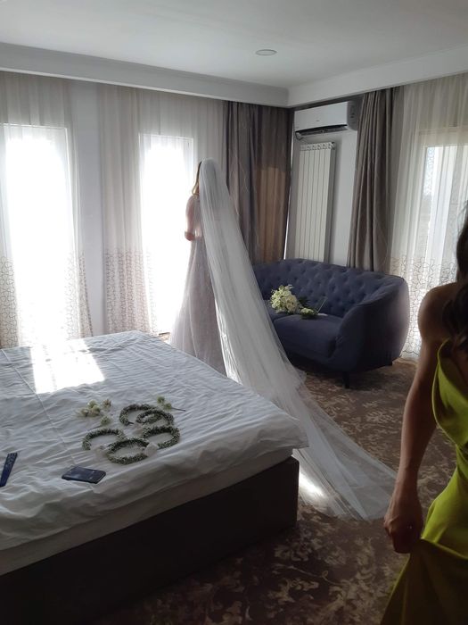 Rochie mireasa + voal