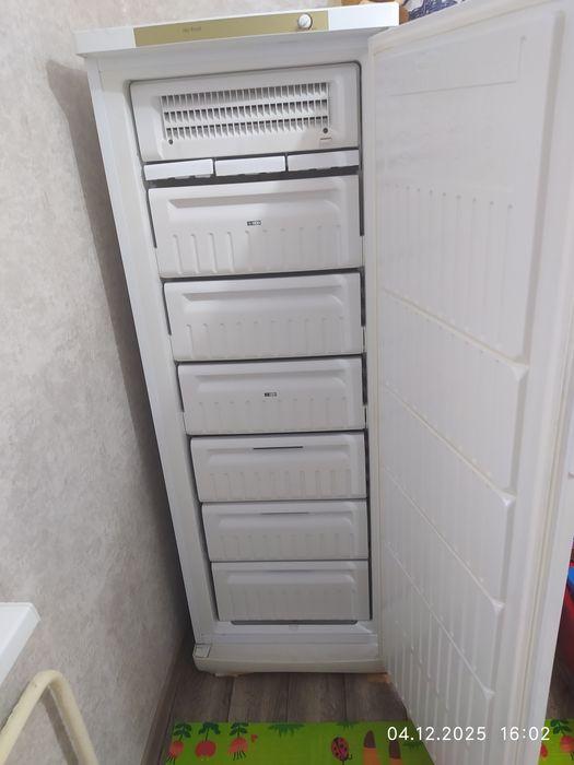 Морозильная камера в хорошем состоянии
