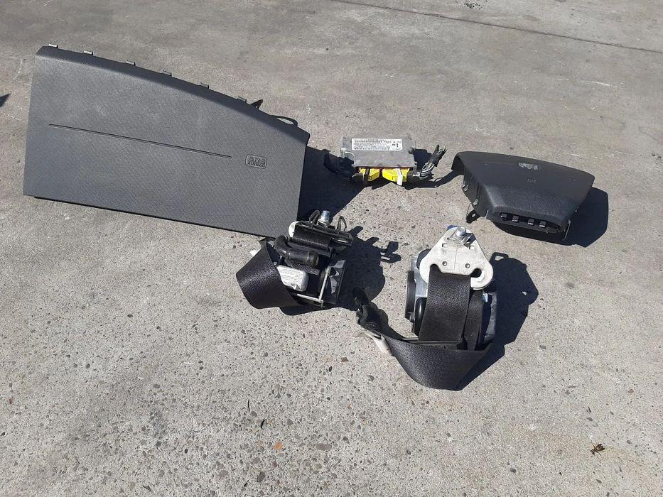 kit airbag  dodge caliber  dupa 2006  p04672603ag