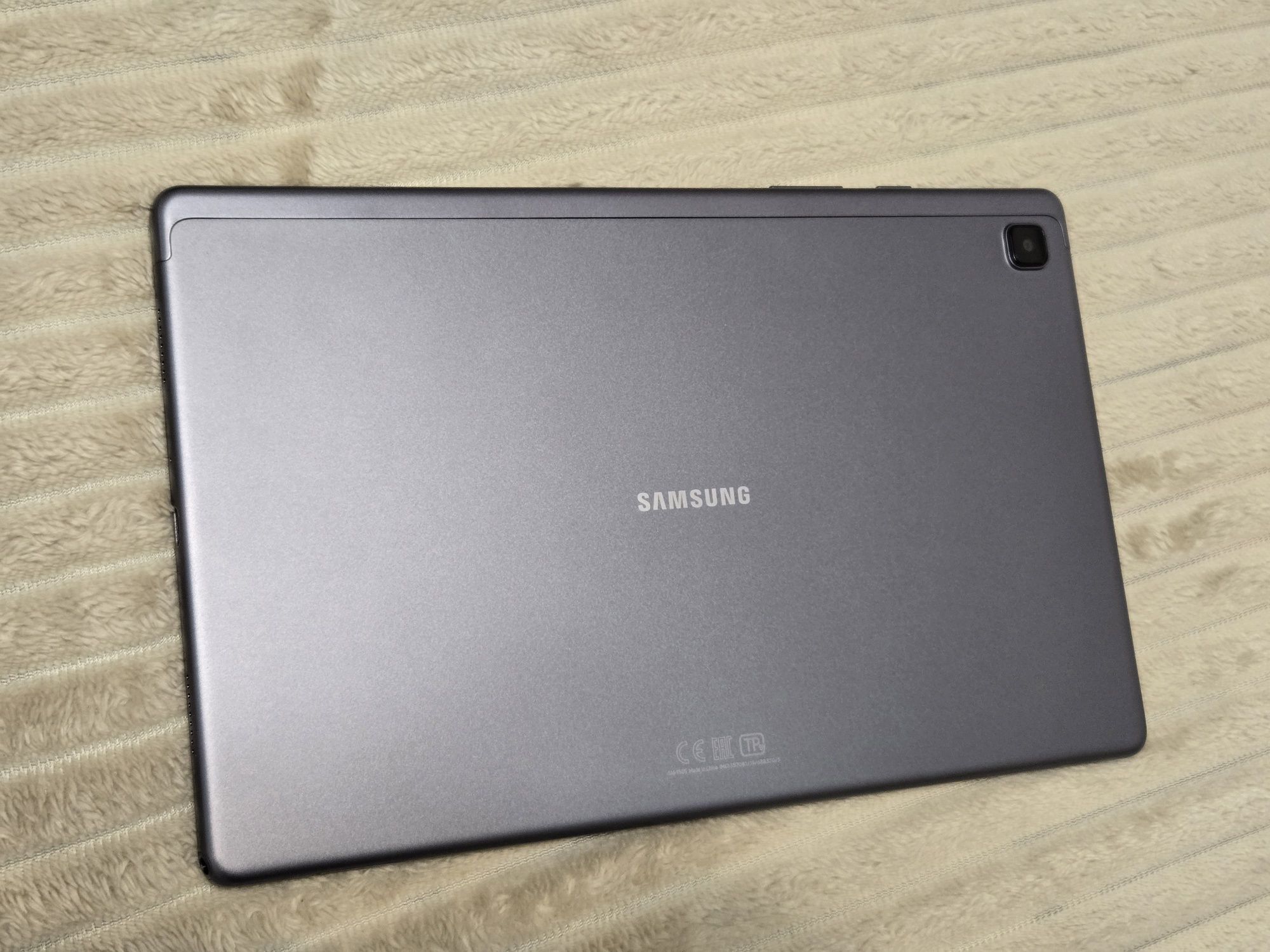 планшет Samsung Tab A7 10.4" 32гб как новый