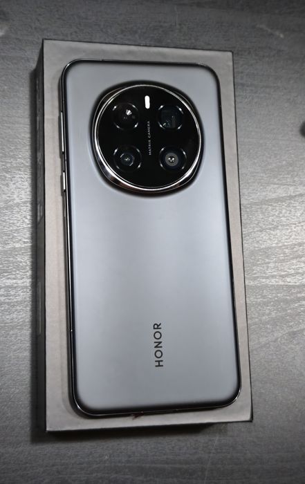 HONOR Magic 7 Pro 12/512GB Гаранция