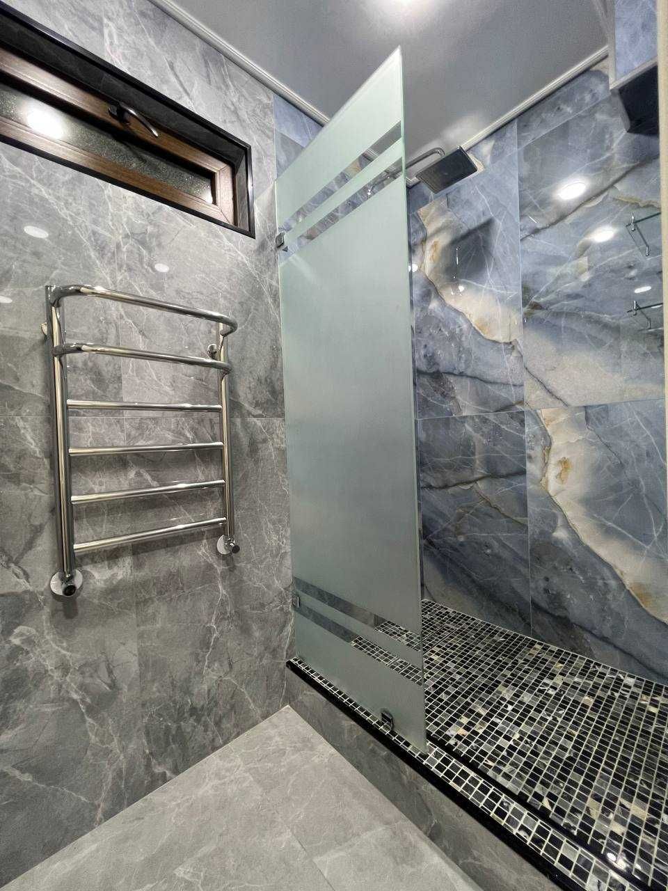 м.Космонавтов ЦУМ 4-комн 4/4 100 м² евроремонт меб/тех кирпичный дом