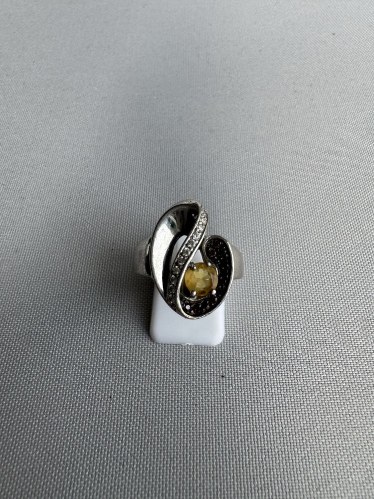 Inel din argint si cubic zirconia