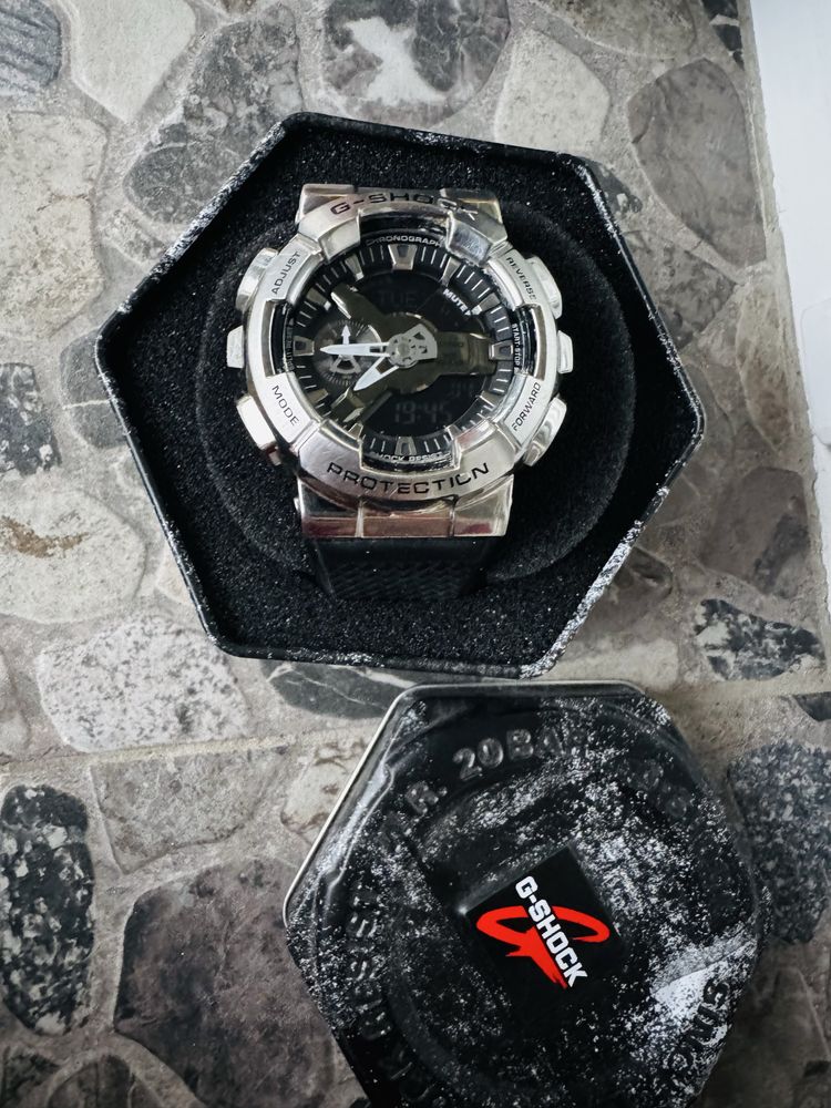 Часовник Casio G-SHOCK