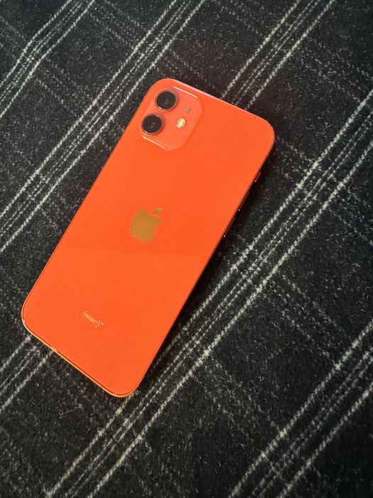 iPhone 12  мервен