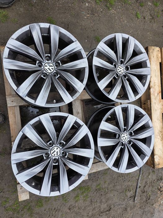 18 цола 5х112 Оригинална джани Vw Passat/Arteon