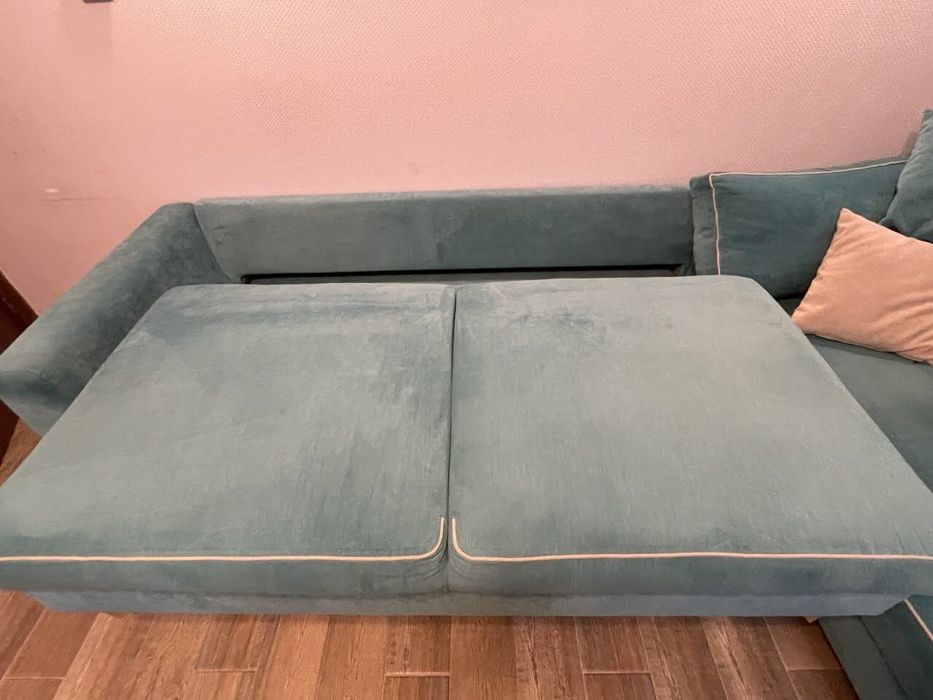 Ъглов диван за хол