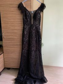 Черна елегантна бална рокля тип русалка