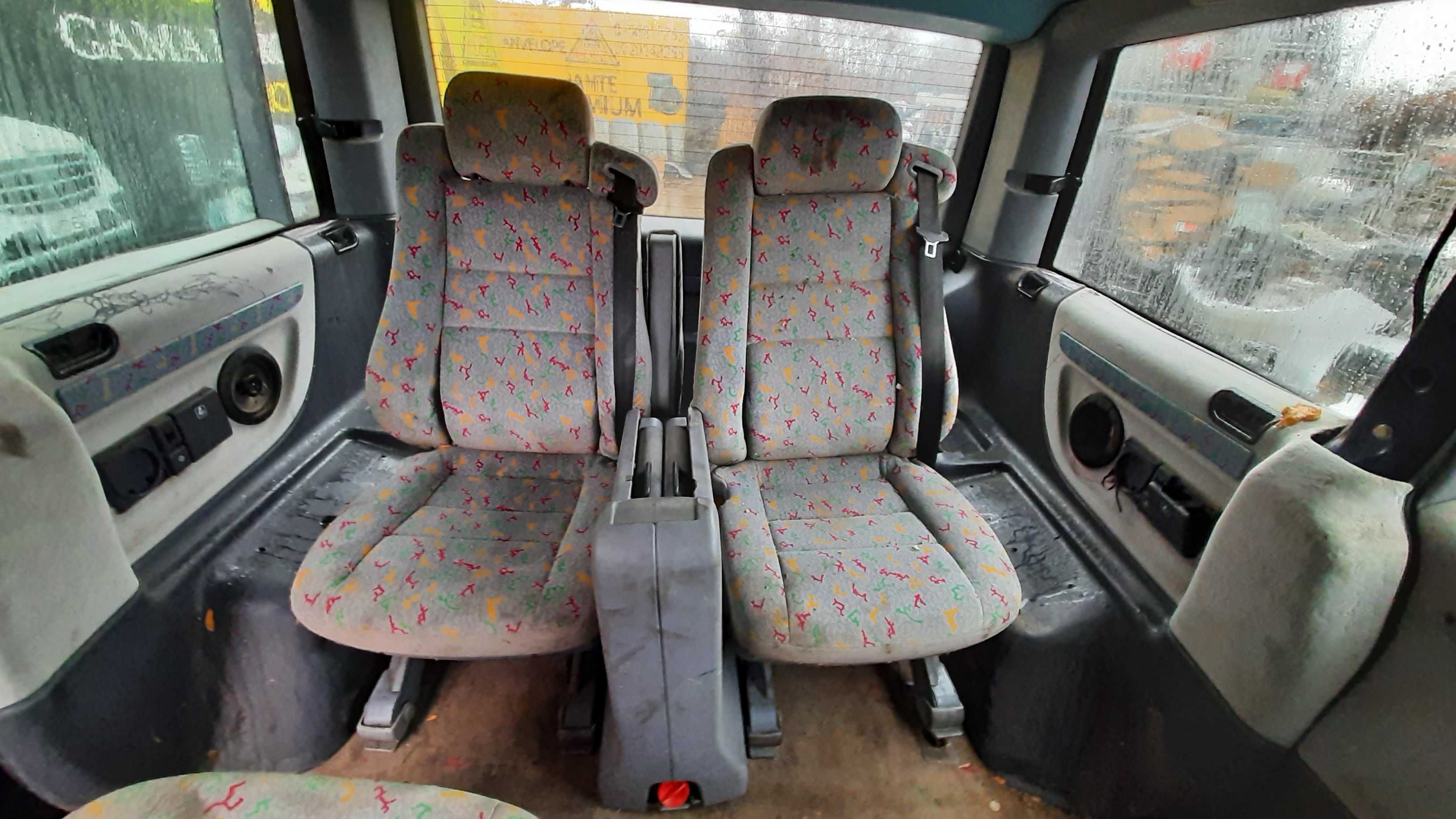 Dezmembrez Mercedes Vito w638 2.3 Diesel OM601/ 2.2 CDI euro 3 /Haion