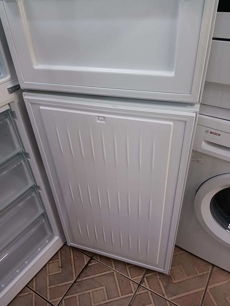 Комбиниран хладилник с фризер Миеле Miele 24 месеца гаранция!!!