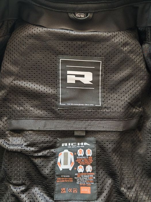 Кожено яке за мотор с гърбица Richa Stradale