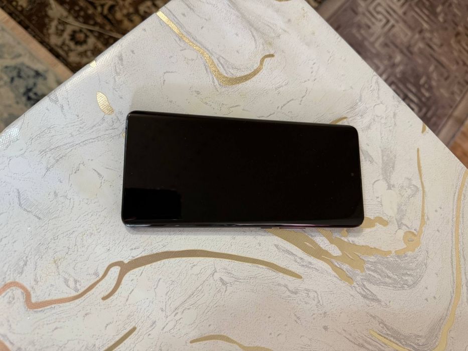 Продам телефон HONOR 9Xb