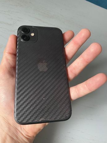 Vand iPhone 11 black impecabil