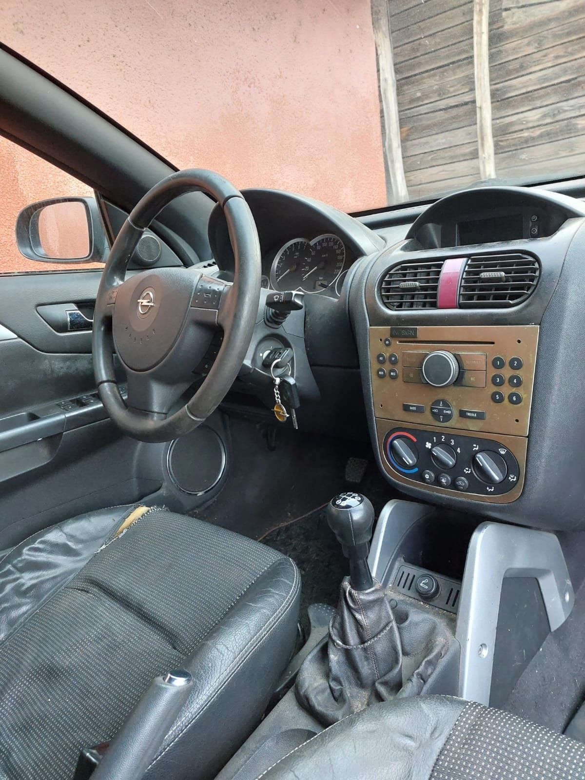 Dezmembrez Opel Tigra 1.4 benzina